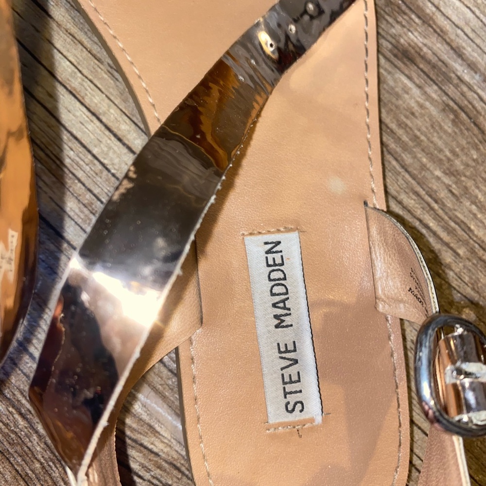 Metallic rose gold Steven madden sandal